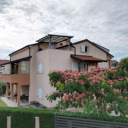 Premium Apartments Tade Фунтана Экстерьер фото