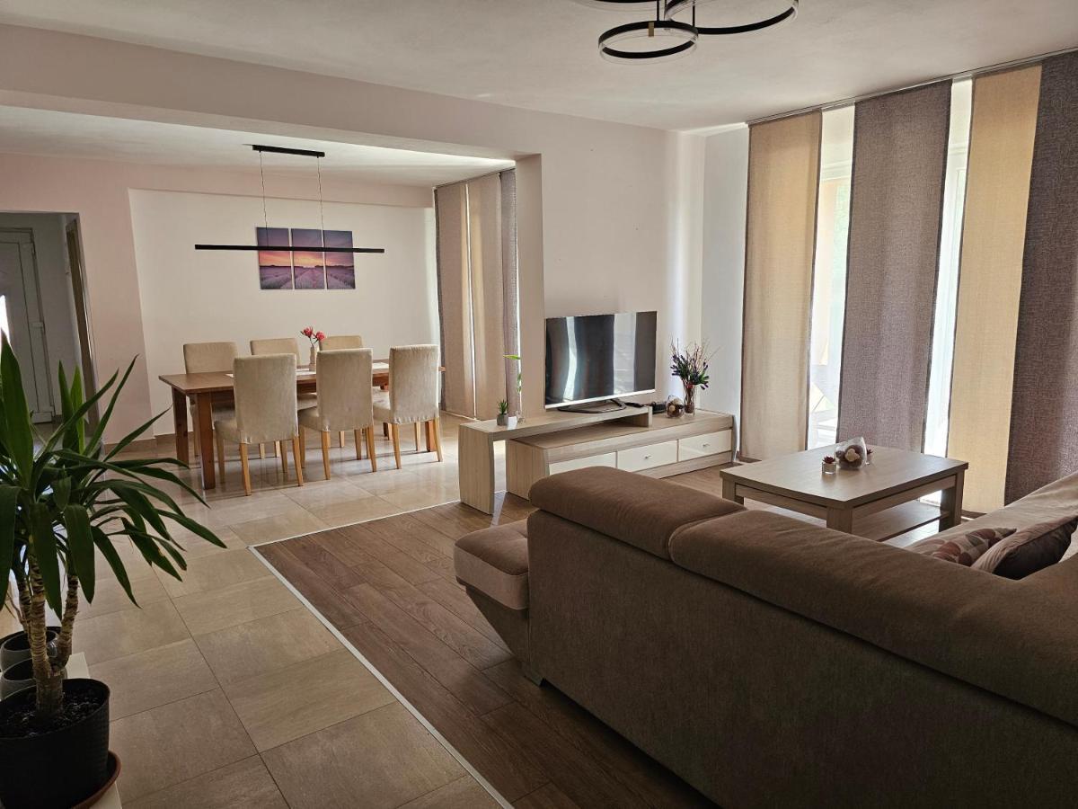 Premium Apartments Tade Фунтана Экстерьер фото