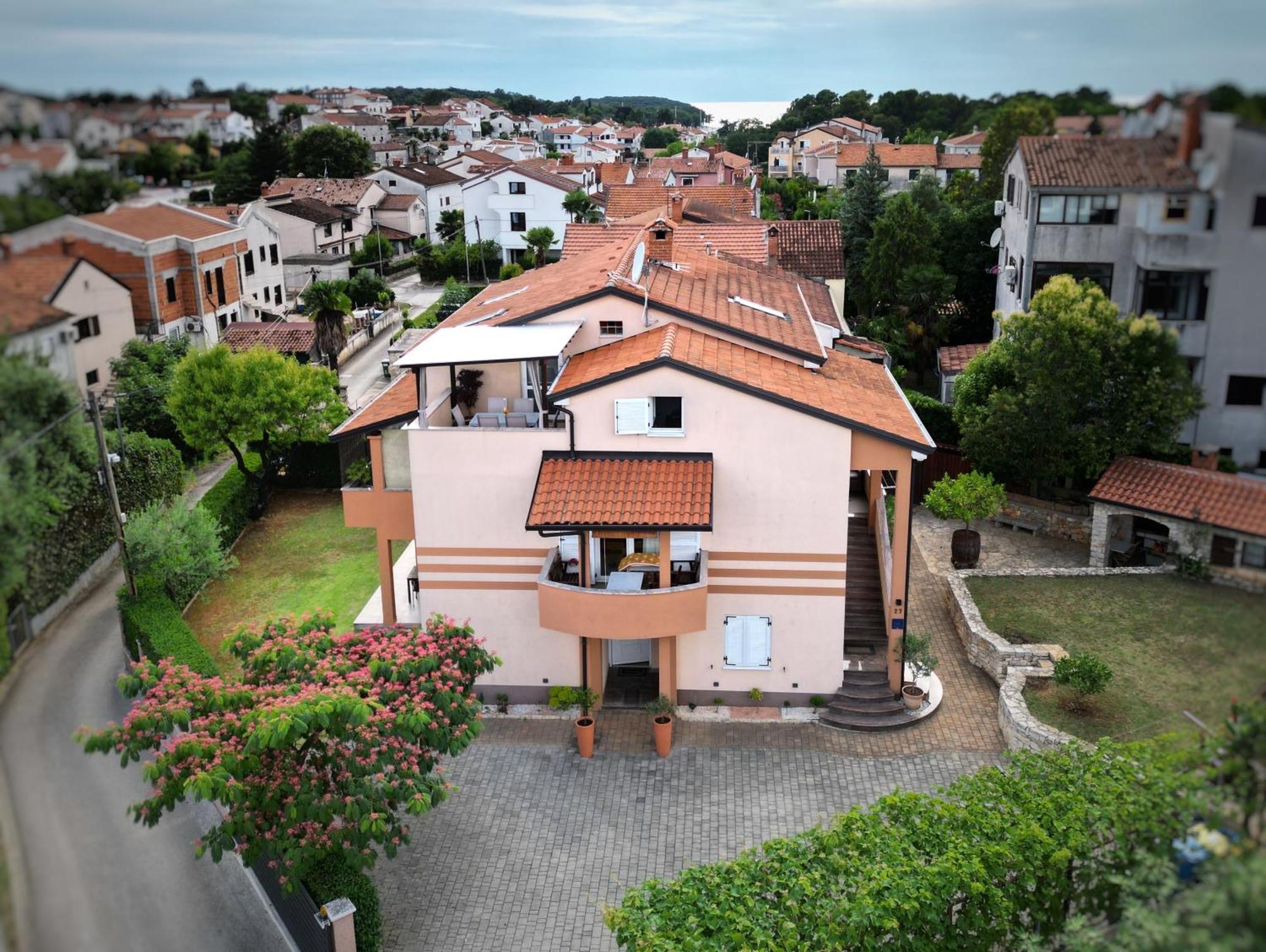 Premium Apartments Tade Фунтана Экстерьер фото