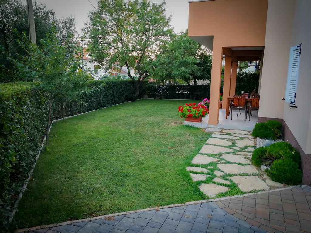 Premium Apartments Tade Фунтана Экстерьер фото